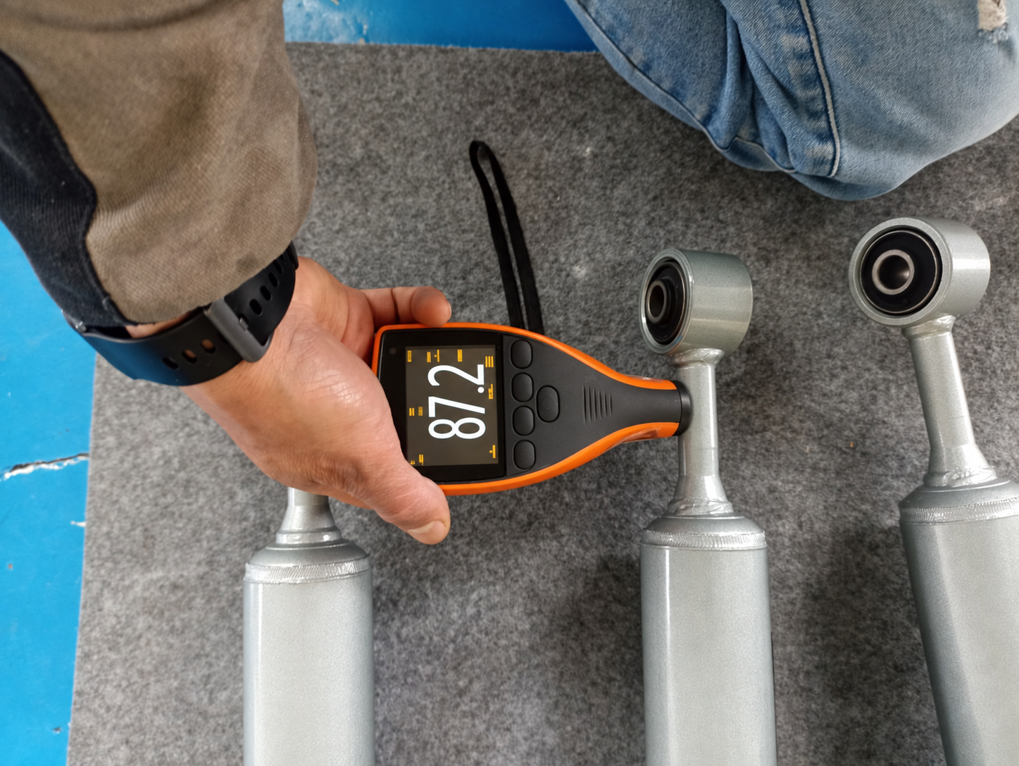 Hands-on quality measurement of manufactured suspension components